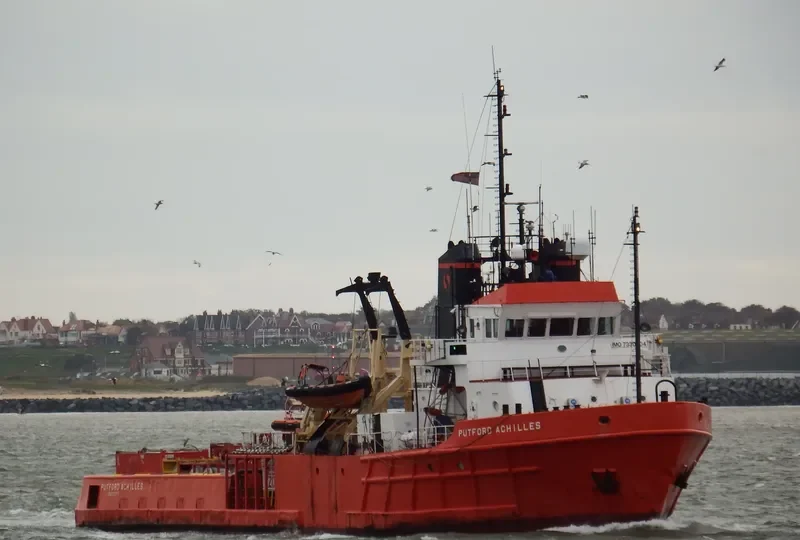 PUTFORD ACHILLES Offshore Vessel IMO 7330404 photo 9