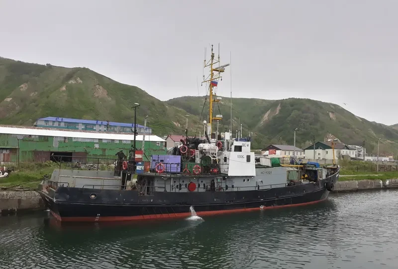 BRIZ M Fishing Vessel IMO 7336123 photo 7