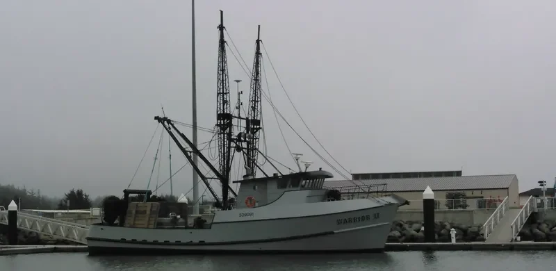 WARRIOR II Fishing Vessel IMO 7338195 photo 4