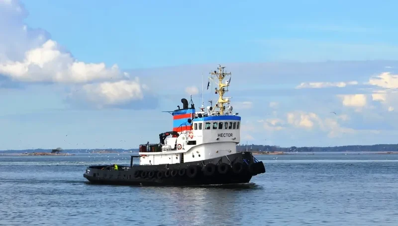 HECTOR Tug Boat IMO 7341166 photo 4