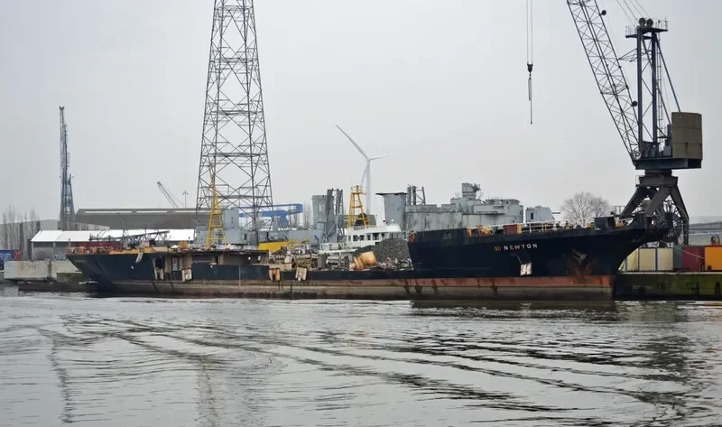 SD NEWTON General Cargo IMO 7342940 photo 2