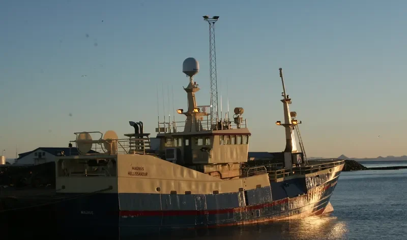 MAGNUS Fishing Vessel IMO 7350612 photo 2