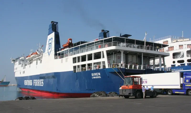 SIREN Ro-Ro IMO 7358743 photo 2