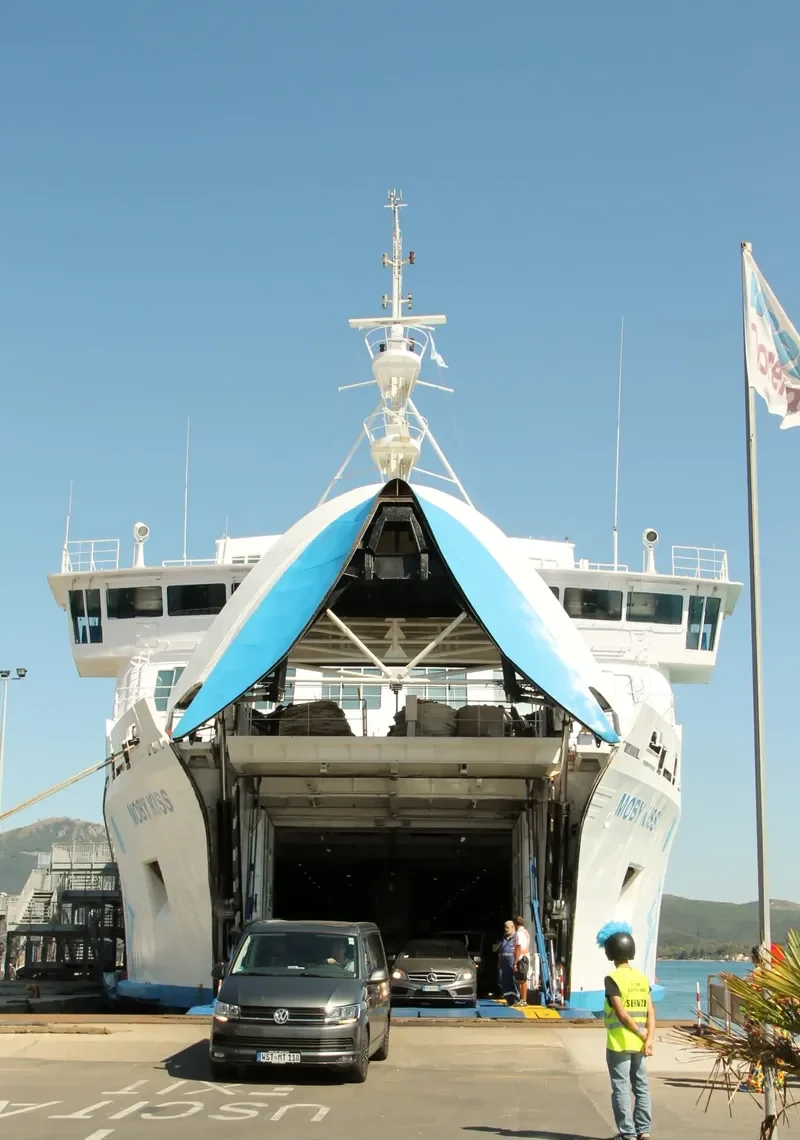 MOBY KISS Ro-Ro IMO 7358755 photo 2