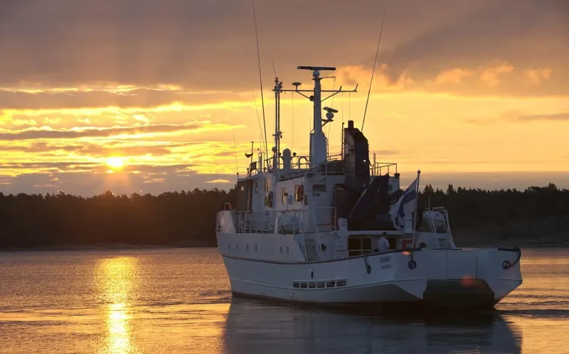 FANNY Training Ship IMO 7359266 photo 10