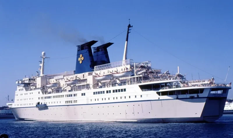 IONIAN EXPRESS Ro-Ro IMO 7360174