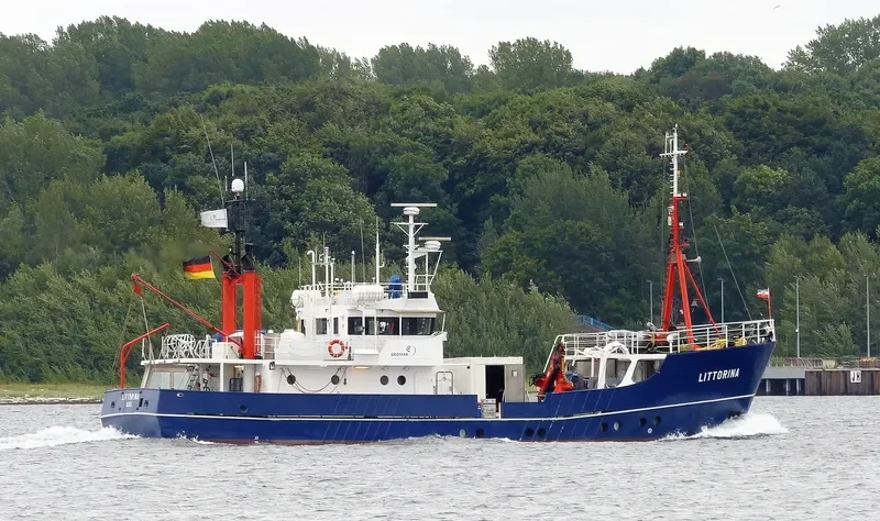 LITTORINA Fishing Vessel IMO 7360942 photo 9