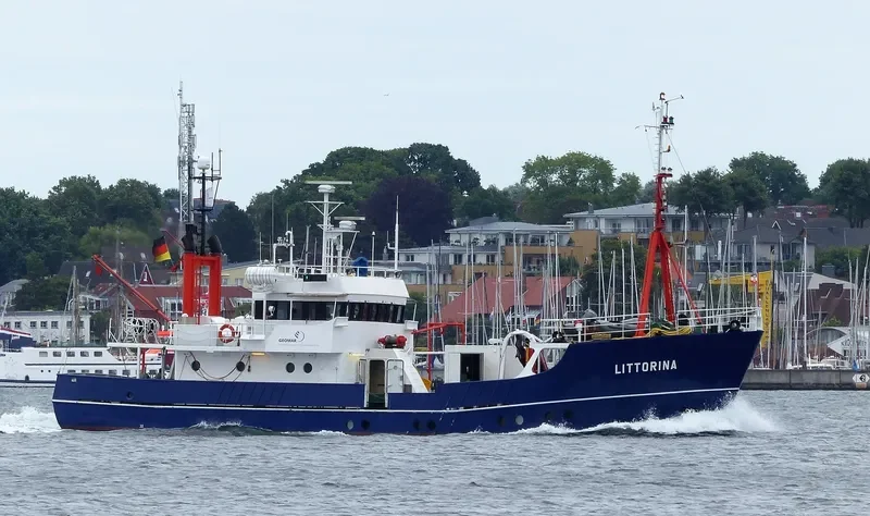 LITTORINA Fishing Vessel IMO 7360942 photo 10