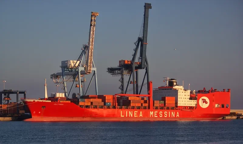 JOLLY NERO Container Ship IMO 7361233 photo 5