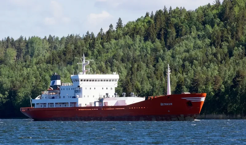 OSTANVIK General Cargo IMO 7364144 photo 3