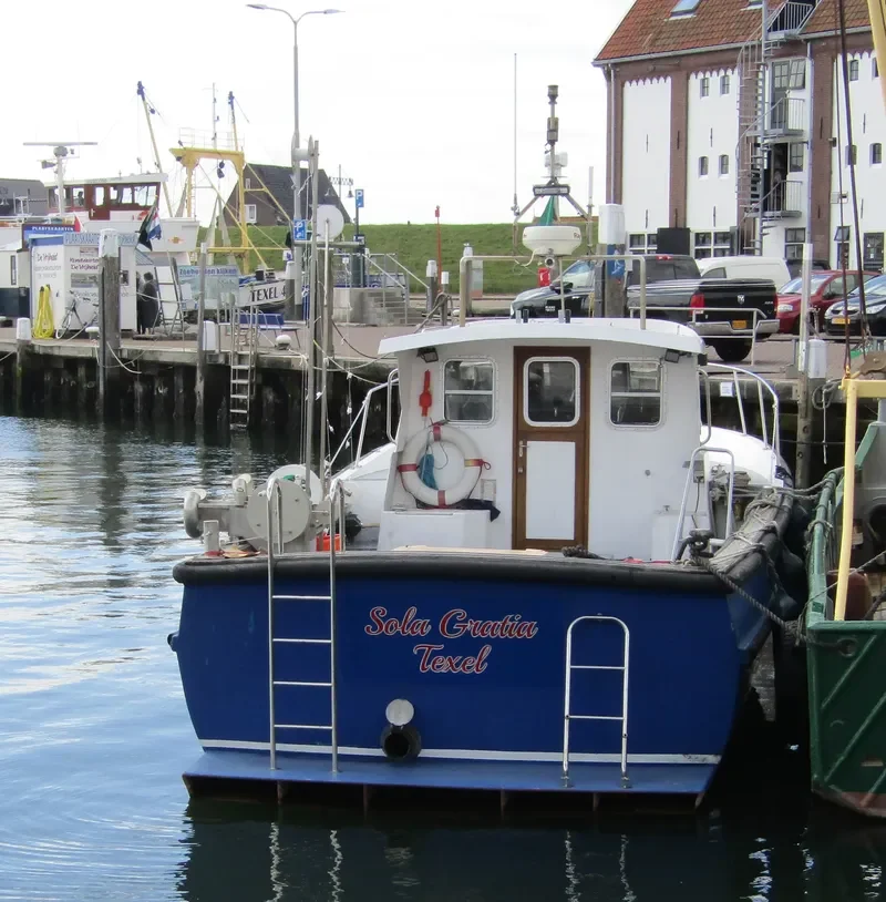 SOLA GRATIA Fishing Vessel IMO 7367732 photo 3