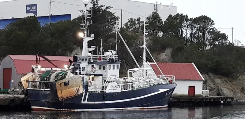 FLOSUND Fishing Vessel IMO 7368645 photo 7