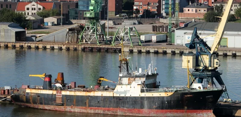 SAPPHIRE II Fishing Vessel IMO 7368803 photo 2