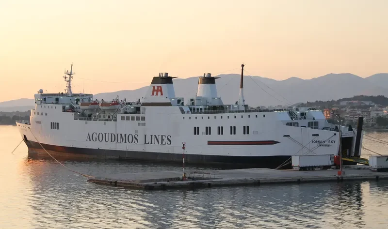 IONIAN SKY Ro-Ro IMO 7377567 photo 4