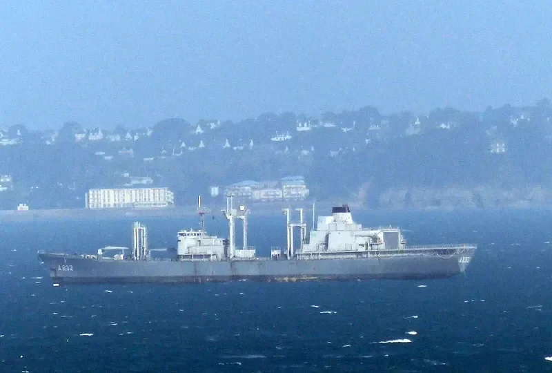 ZUIDERKRUIS Bunkering Vessel IMO 7382055