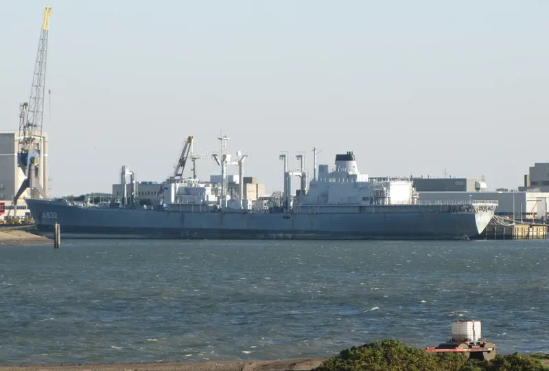 ZUIDERKRUIS Bunkering Vessel IMO 7382055 photo 3