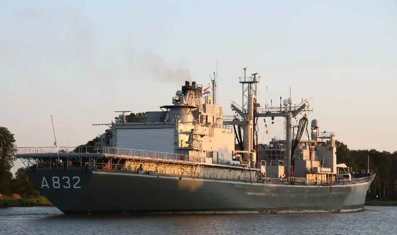 ZUIDERKRUIS Bunkering Vessel IMO 7382055 photo 8