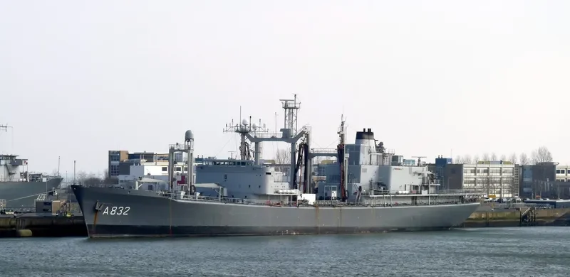 ZUIDERKRUIS Bunkering Vessel IMO 7382055 photo 10