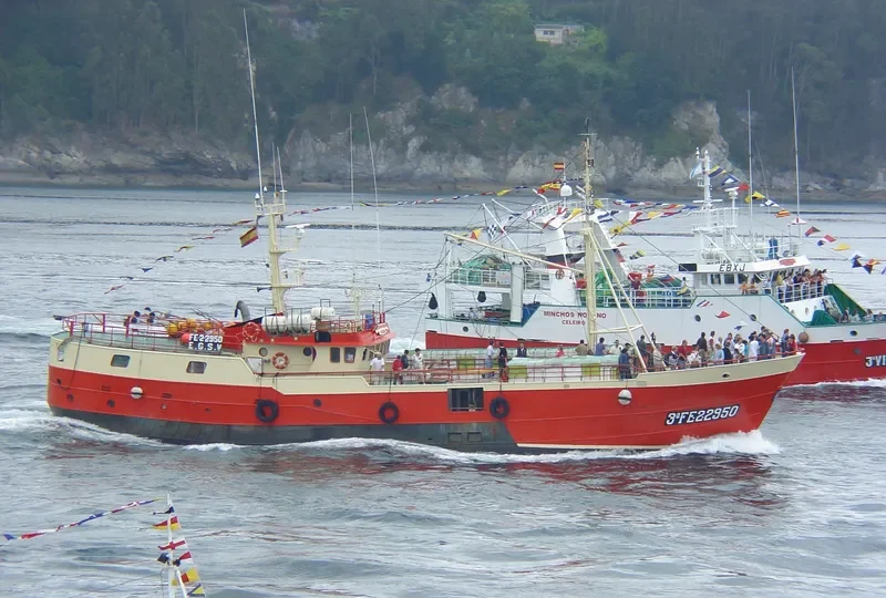 VILLA DE SARGADELOS Fishing Vessel IMO 7386025 photo 2