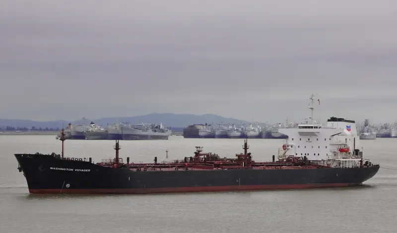 WASHINGTON VOYAGER Tanker IMO 7391226 photo 6
