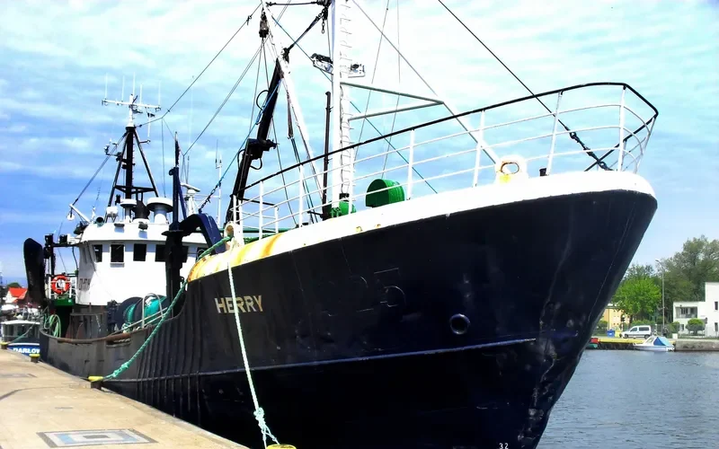 HERRY Fishing Vessel IMO 7393042 photo 3