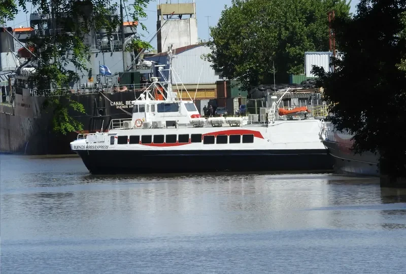 BUENOS AIRES EXPRESS Passenger Ship IMO 7396381 photo 9