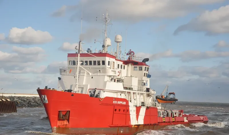 VOS SUPPLIER Offshore Vessel IMO 7396721 photo 9