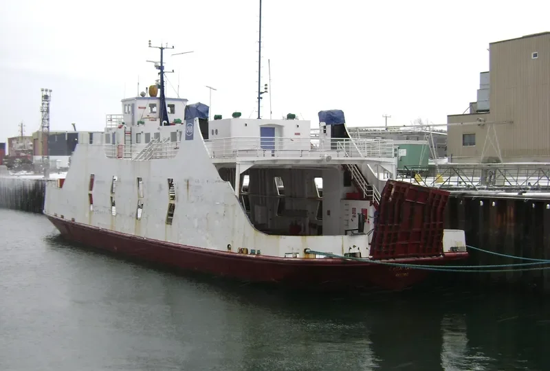 L'HERITAGE I Passenger Ship IMO 7397725 photo 3