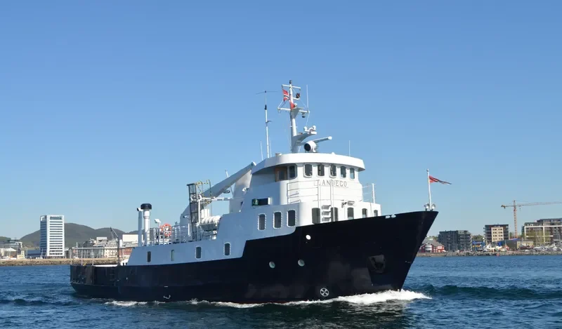 SLOGEN Passenger Ship IMO 7398482 photo 5