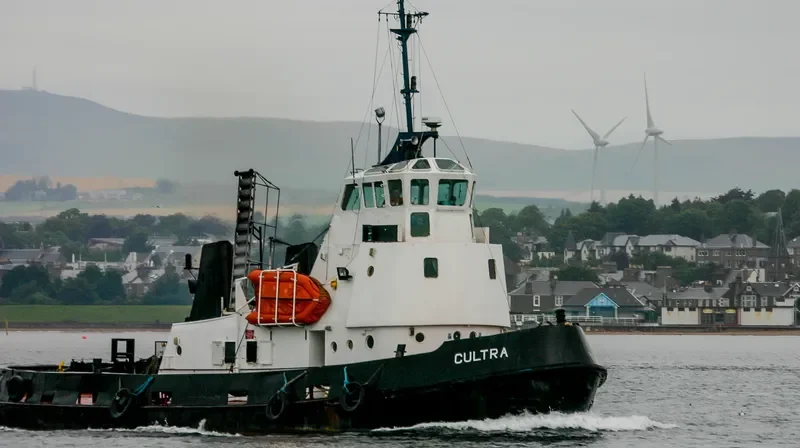 CULTRA Tug Boat IMO 7400364 photo 2