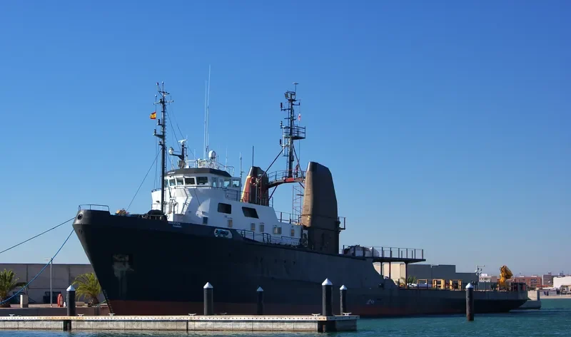AFTHONIA V Offshore Vessel IMO 7402465 photo 4