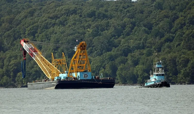 MARY ALICE Tug Boat IMO 7402738 photo 5