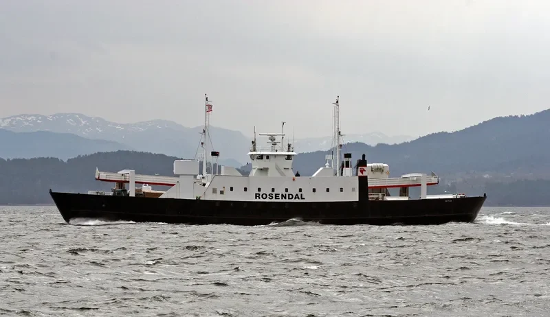 ROSENDAL Ro-Ro Vessel IMO 7405936 photo 6