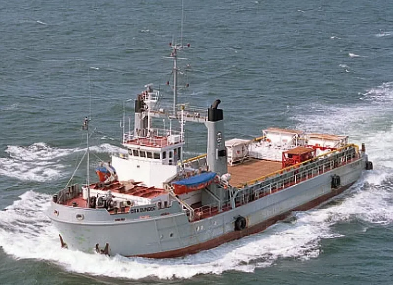 DUNDEE Offshore Vessel IMO 7406239 photo 6