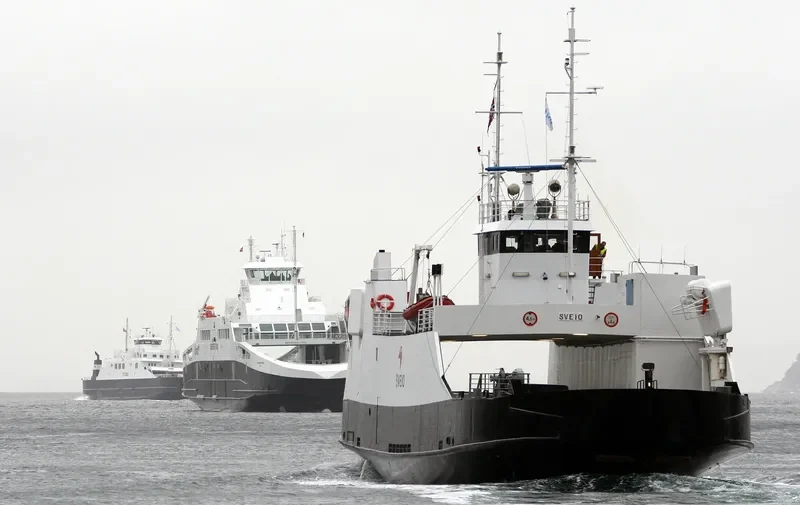 SVEIO Ro-Ro IMO 7407776 photo 6