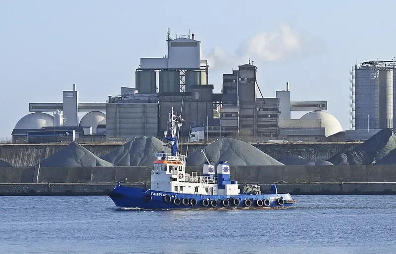 FAIRPLAY II Tug Boat IMO 7407817 photo 8