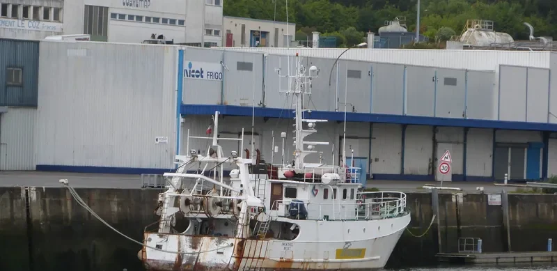 GWEN DREZ Fishing Vessel IMO 7410395 photo 4
