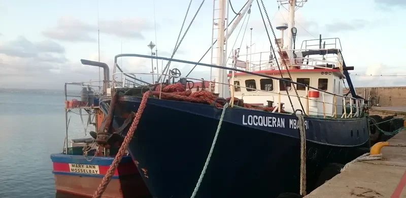 LOCQUERAN Fishing Vessel IMO 7410400 photo 7