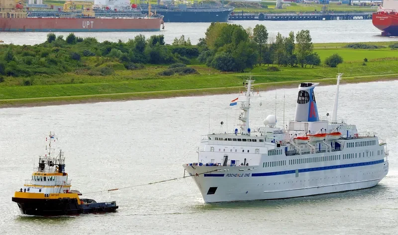 ROCHDALE ONE Passenger Ship IMO 7411959