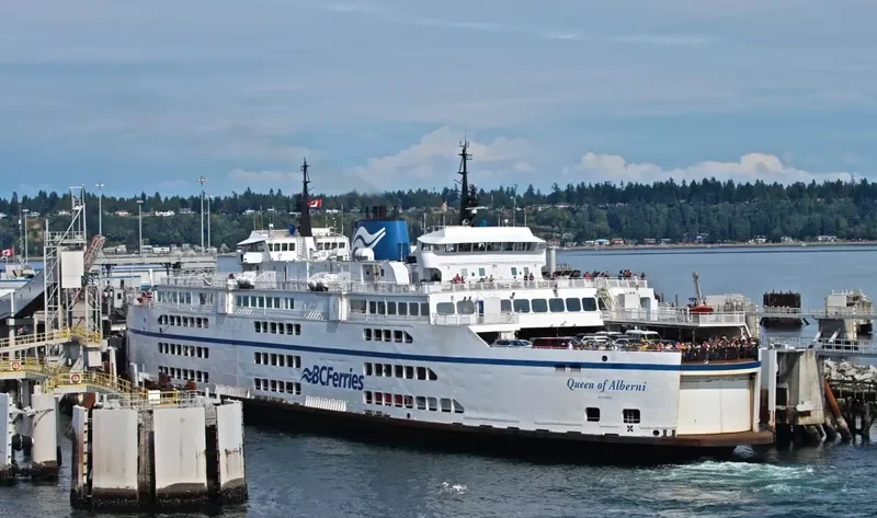 QUEEN OF ALBERNI Ro-Ro IMO 7414080 photo 3