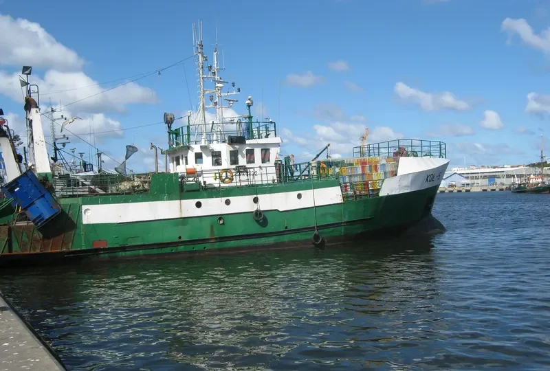 KOL 5 Fishing Vessel IMO 7415008 photo 2