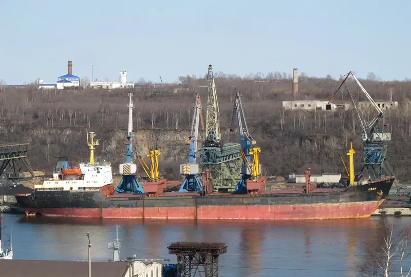 URAN General Cargo Vessel IMO 7415034 photo 3