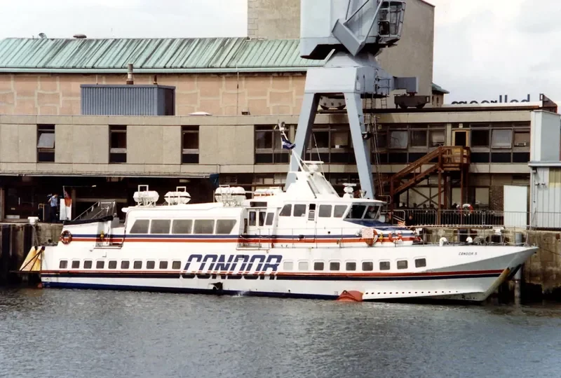 DELFINI XIV Passenger Ship IMO 7415450