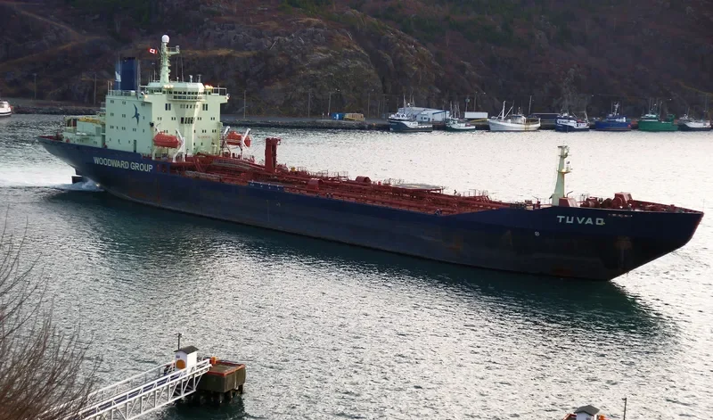 TUVAQ Tanker IMO 7421966 photo 4