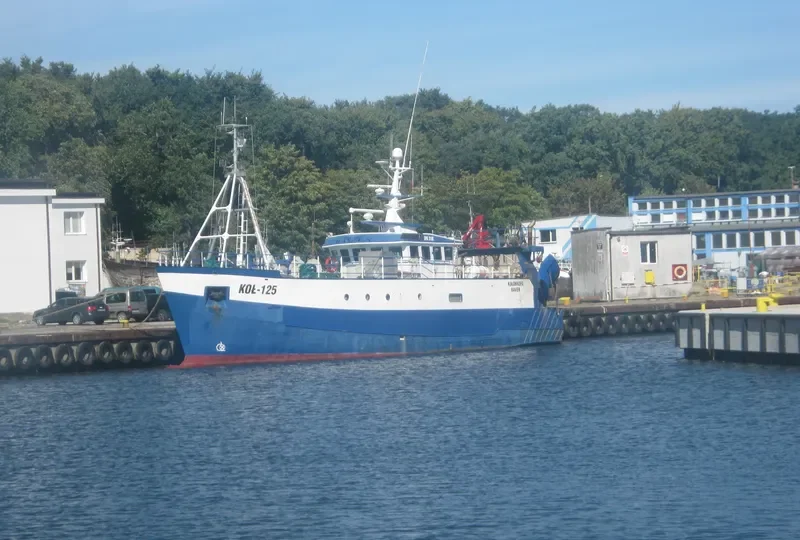 RAVEN Fishing Vessel IMO 7422087 photo 2