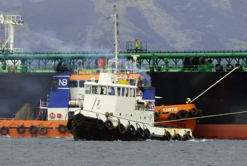 LEVANTES Tug Boat IMO 7422257 photo 8