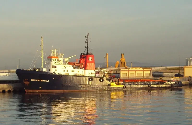 GOLFO DE BENGALA Offshore Vessel IMO 7422312 photo 2