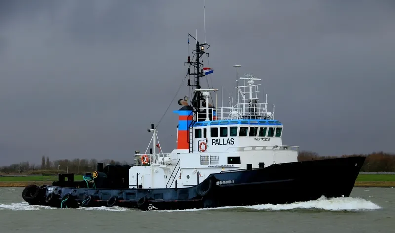 PALLAS Tug Boat IMO 7422324 photo 6