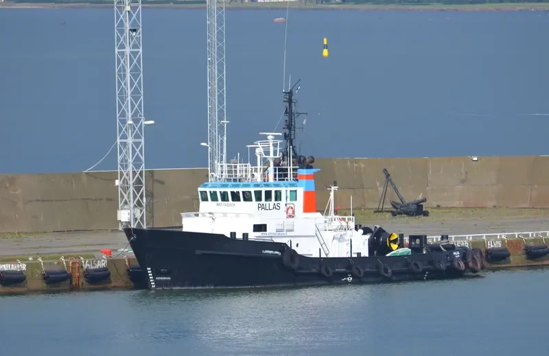 PALLAS Tug Boat IMO 7422324 photo 9
