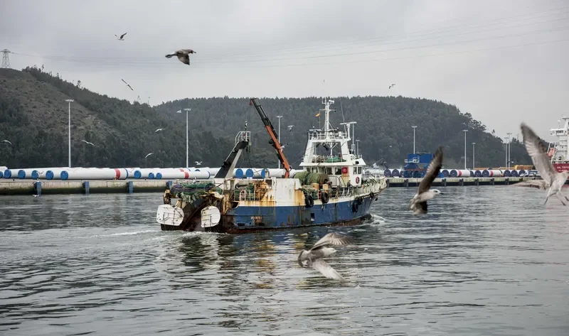 PENINSULA Fishing Vessel IMO 7422946 photo 2